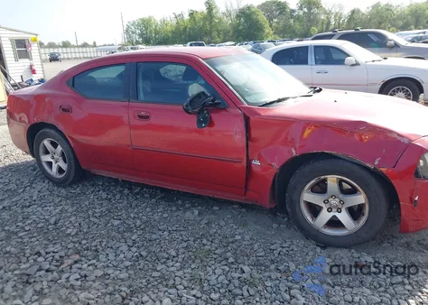 2010 Dodge Charger Sxt z USA, uszkodzony, nr VIN 2B3CA3CV8AH181463